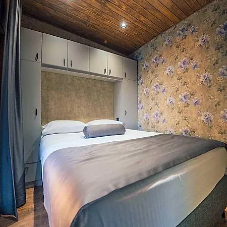 فندق Hope Tiny House سبانجا